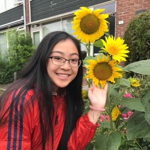 Meet your Posher, Debra